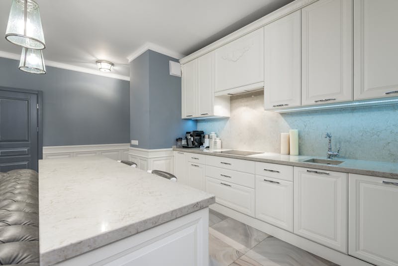 Full overlay kitchen with clean continuous lines and minimal gaps between doors