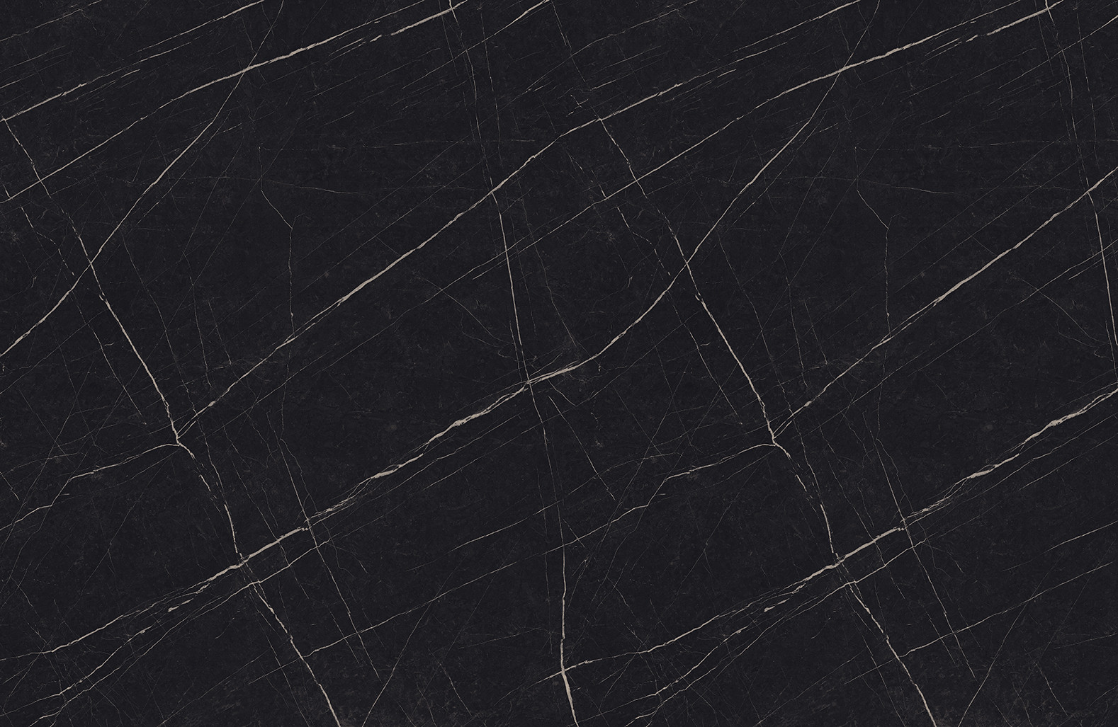 Pietra Noir